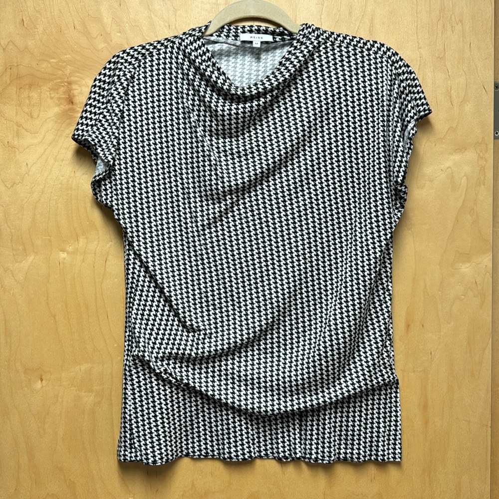 Reiss Medium Black & White Houndstooth Short Sleeve